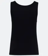 Musculosa negra de algodón con escote en U y corte ajustado.