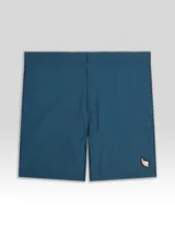 Short de baño azul petróleo de tejido Seersucker con elástano, con botón oculto a presión, elástico en la cintura trasera, dos bolsillos laterales y trasero con cierre, y suspensor de malla fina hipoalergénico.