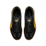 Championes Puma modelo Club Li Era, con diseño de perfil bajo en color negro, franja lateral blanca característica de la marca y suela de goma color caramelo. Presenta detalles en dorado en el logo lateral y la lengüeta.