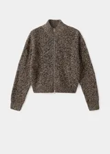 Cardigan de punto jaspeado con cierre frontal de cremallera, cuello perkins y manga larga.