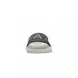 Ojotas grises con banda ancha negra con logo EA7 Emporio Armani en blanco.