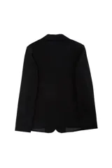 Blazer negro de corte recto y diseño oversize, con cuello de solapa, cierre frontal de dos botones y bolsillos con solapa en los laterales. Interior forrado.