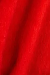 Buzo de punto suave confeccionado en mezcla de mohair y lana, color rojo. Presenta un diseño entallado con cuello redondo, hombros caídos y acabados acanalados en cuello, puños y bajo.