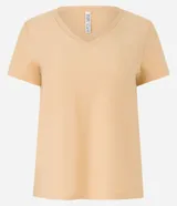 Blusa de algodón de manga corta y cuello en V, de diseño liso en color tostado.