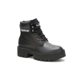 Bota tipo borceguí Caterpillar con plataforma, confeccionada en cuero liso con detalles en poliuretano. Presenta cierre con cordones, cuello acolchado y suela de goma dentada de alta tracción.