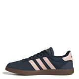 Championes urbanos Adidas modelo Breaknet Sleek, color azul marino con las icónicas tres tiras laterales en tono rosado y suela de goma color marrón.