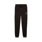 Pantalón de jogging Puma color negro, con cintura elástica ajustable mediante cordón, puños acanalados en los tobillos con detalle de rayas y logo de la marca estampado en el muslo.