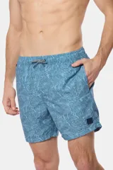 Short de baño azul con estampado de hojas, cintura elástica con cordón ajustable, bolsillos laterales y suspensor de malla fina.
