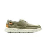 Zapato casual Hanker estilo náutico en color verde militar, con suela blanca speckle con efecto salpicado y detalles en marrón tostado.