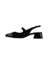 Zapato destalonado Beia de cuero y cuero charol color negro, con taco medio cuadrado, punta cuadrada y dos tiras finas con hebilla metálica sobre el empeine y el talón.