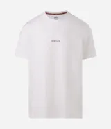 Remera deportiva para hombre Get Over con tecnología dry, confeccionada en mezcla de algodón, poliéster y elastano. Presenta cuello redondo, manga corta y estampa lettering "Court Club" en el pecho.