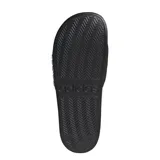 Chanclas Adidas modelo Adilette Shower, color negro con las tres bandas características en blanco y logo de la marca en el lateral. Cuentan con plantilla moldeada con tecnología Cloudfoam para mayor amortiguación.