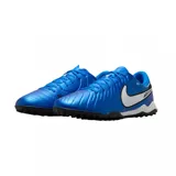Championes de fútbol Nike Tiempo Legend 10 Academy para césped sintético, color verde menta con detalles en violeta y negro. Presenta el logo de la marca en el lateral y suela con tapones de goma para mayor tracción.