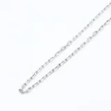 Cadena de eslabones tipo forcé fabricada en plata 925, con diseño clásico y acabado brillante.