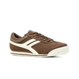Championes deportivos American Sport modelo Pipa, de color beige con detalles en verde claro en los laterales, talón y suela.