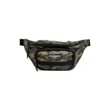 Riñonera Maui and Sons con estampado de camuflaje en tonos verde, marrón y negro. Cuenta con correa ajustable con hebilla y cierre con cremallera.