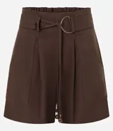 Short de tiro alto confeccionado en mezcla de viscosa y lino, con corte holgado. Presenta cintura elástica, trabillas y un cinturón incorporado con hebilla metálica doble. Incluye bolsillos laterales.