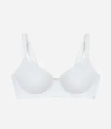 Soutien básico color piel, con relleno y base reforzada, de microfibra.