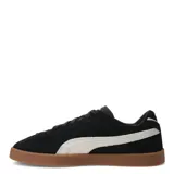 Championes Puma modelo Club II Era Suede, con diseño inspirado en el estilo terrace. Presentan una parte superior de gamuza en color verde oscuro, con la icónica franja lateral de la marca en color blanco y suela de goma color caramelo.