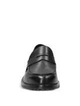Mocasines Hush Puppies modelo Lucanos, de estilo clásico tipo penny loafer, confeccionados en cuero negro con costuras reforzadas y suela de goma.
