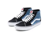 Championes Vans modelo Sk8-Hi de caña alta, con diseño bicolor en azul y negro, suela de goma blanca y cordones al tono.