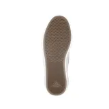 Championes de skate Emerica modelo Provost G6, color negro con detalles en blanco y verde. Confeccionados en lona y gamuza, cuentan con suela vulcanizada blanca con línea verde y etiqueta de la marca en la lengüeta.