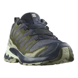 Championes de trekking y trail running Salomon XA Pro 3D V9, color verde militar y negro, con diseño resistente, suela All Terrain Contagrip y tecnología 3D Advanced Chassis.