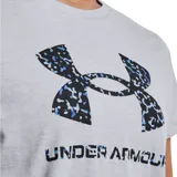 Remera Under Armour de mujer color rojo, de corte clásico y manga corta. Presenta el logo de la marca estampado en el pecho con diseño de animal print.