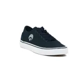 Zapatillas Osiris Champion de lona azul marino con logo plateado en el lateral y suela blanca con línea azul.