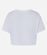 Remera deportiva corta de microfibra color blanco, con cuello redondo, mangas cortas y estampa "London" en marrón.