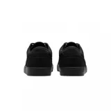 Championes Nike SB Chron 2 Canvas, color negro, con diseño de perfil bajo, confeccionados en lona resistente y suela de goma vulcanizada.