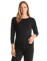 Buzo tejido en hilado fino, con mangas tres cuartos y diseño raglan.