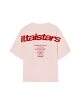 Remera celeste de corte holgado con estampado en rojo en la espalda con el texto "ittaistars", "European Tour by Ittai Stars Company" y el logo de la marca.
