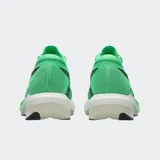 Championes de running Asics Magic Speed 5, color verde vibrante con detalles en negro. Presentan una entresuela con tecnología FF BLAST PLUS y amortiguación FF LEAP, placa de carbono de longitud completa y suela exterior de goma ASICSGRIP. Confeccionados con parte superior de malla técnica.