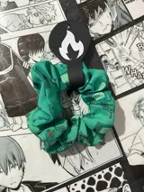 Scrunchie verde con estampado de Bmo de la serie Hora de Aventura.