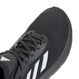 Championes Adidas Cloudfoam Move color negro con detalles plateados y las tres tiras características de la marca en los laterales.
