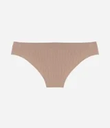 Bombacha de bikini femenina, sin costuras, de corte lateral mediano y textura acanalada.