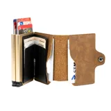 Billetera de cuero color marrón con sistema de apertura automática para tarjetas.