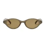 Lentes de sol con armazón ovalado de plástico reciclado en tono marrón traslúcido y cristales en color ámbar.