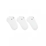 Pack de tres pares de medias Nike tobilleras color negro con logo blanco.