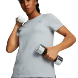 Remera deportiva Puma de mujer color gris jaspeado, de manga corta y cuello redondo. Cuenta con tecnología dryCELL para eliminar la humedad y mantenerte fresca y seca.