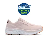 Championes deportivos Joma modelo Morgana Lady, color rosado con suela blanca y detalles en tono cobre. Confeccionados con malla transpirable y refuerzos en material sintético, cuentan con plantilla de espuma viscoelástica para mayor confort y entresuela de Phylon para absorción de impactos.