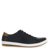Zapatos casuales de hombre Freeway, color negro con detalle en talón color tostado. Presentan cordones al tono, costuras decorativas y perforaciones laterales. Cuentan con suela blanca y base de goma color caramelo.