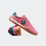 Championes Converse Run Star Trainer color rosa con detalles en verde.