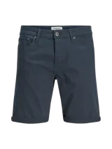 Short chino de jean regular fit color azul marino con efecto lavado, de diseño clásico y versátil con botamanga revirada.