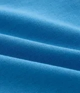 Pantalón pantalona azul, confeccionado en viscolino, con cintura elástica y lazo.