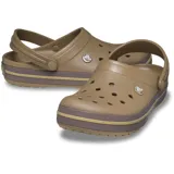 Zuecos Crocs modelo Crocband™ en color lila claro con plataforma blanca y una línea decorativa morada. Presentan el diseño clásico con orificios de ventilación y tira trasera ajustable.