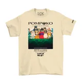 Remera de algodón color beige con estampado gráfico frontal de la película Pompoko de Studio Ghibli, con diseño de personajes y tipografía en estilo póster.