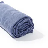 Pashmina rectangular de tejido ligero color azul.