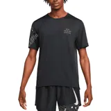 Remera de running Nike Dri-FIT Run Division Rise 365 para hombre, color azul marino con estampado reflectante en el hombro y logo de la línea Run Division en el pecho.